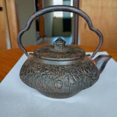 し*た様 鉄瓶　急須のサムネイル
