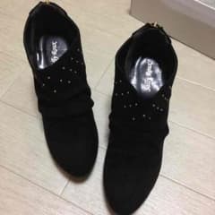 新品☆黒ブーツ   更に値下げ☆のサムネイル