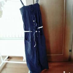 紺色つなぎのサムネイル