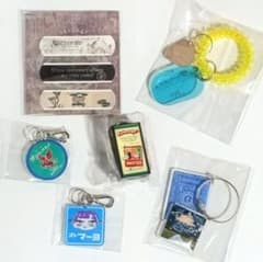 未使用】ずっと真夜中でいいのに。 キーホルダー 5種 他 喫茶 愛の