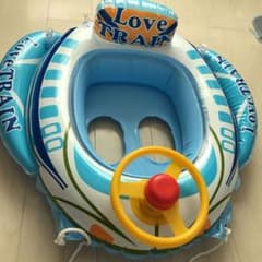 浮き輪のサムネイル