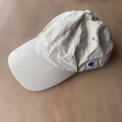 Champion ベースボールキャップ ベージュのサムネイル