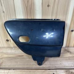 SUZUKI GT380 純正サイドカバー左右 奇跡新品未使用】スズキ純正 gt380 サイドカバー 右のみ - メルカリ
