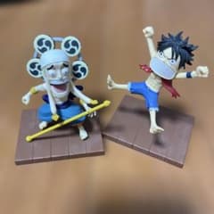 ONE PIECE ワールドコレクタブルフィギュア ルフィ＆エネル