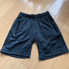 アディダス　ハーフパンツ　150㎝のサムネイル