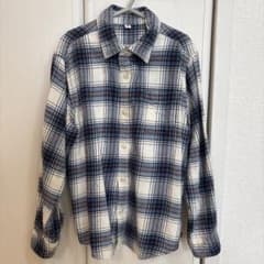 ユニクロ 長袖ネルシャツ 130 チェック柄のサムネイル