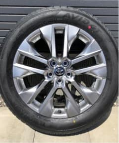 KOTAN KORO KAMUIさん専用　新型RAV4純正タイヤホイールセットのサムネイル