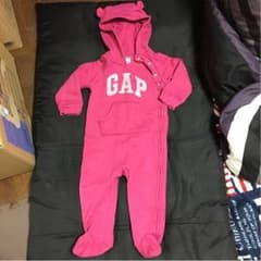 babyGap 足付きロンパースのサムネイル