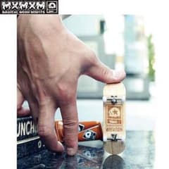 【超レア商品】M×M×M マジカルモッシュ 指スケのサムネイル