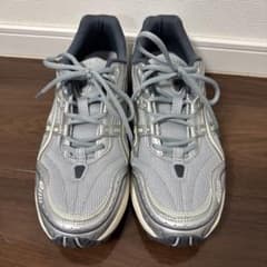 ASICS GEL 1090 シルバー スニーカー メンズのサムネイル