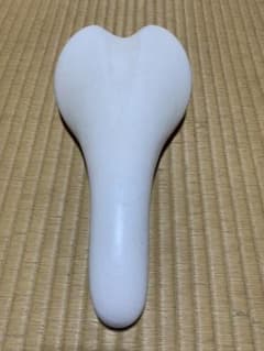フジ サドルのサムネイル