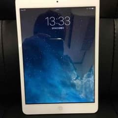 iPad mini wifiモデル 16GBシルバーのサムネイル