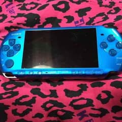 【ヒカル様専用】PSP 3000 本体＋充電器のサムネイル