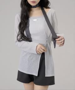 apres jour mignon スレッド入りワンショルトップスのサムネイル