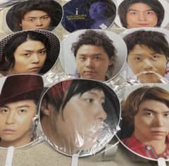 レア　公式　Kinki Kids 堂本剛　うちわ　星型　 丸型　2本セット レア 公式 Kinki Kids 堂本剛 うちわ 星型 丸型 2本セット