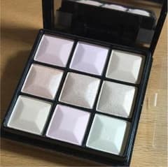 新品☆ジバンシィ☆プリズム・イシムフェイスパウダーのサムネイル