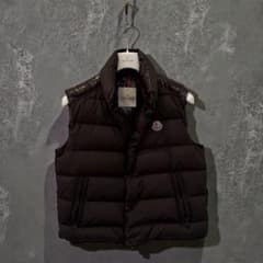 MONCLER ダークブラウン フード付きベスト　サイズS MONCLER ダークブラウン フード付きベスト サイズS MONCLER（ダウン