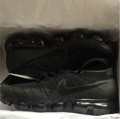 vapormax triple blackのサムネイル