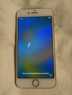 iPhone8 本体のサムネイル