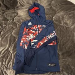 adidas 迷彩柄ウィンドブレーカーのサムネイル
