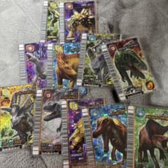 恐竜キング カード 11枚セットのサムネイル