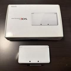 ニンテンドー3DS ピュアホワイトのサムネイル