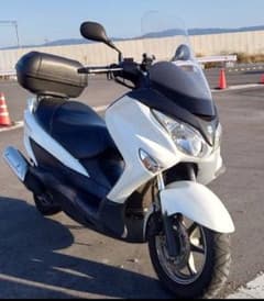 バーグマン200 SUZUKI バイク 自賠責保険2年付きのサムネイル