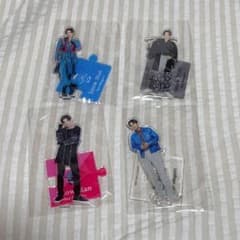 Snow Man 目黒蓮 アクリルスタンド アクスタのサムネイル