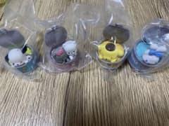 カプセルトイ 4個セット ハローキティ 他のサムネイル
