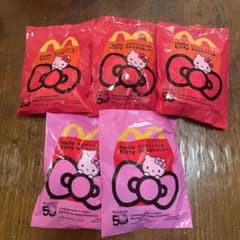 ハローキティ　50周年のサムネイル