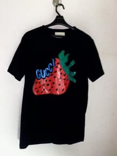 いちご プリント Tシャツ ノーブランドのサムネイル