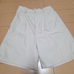 ショートパンツのサムネイル
