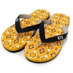 BTS ロゴ ビーチサンダル イエロー 総柄のサムネイル