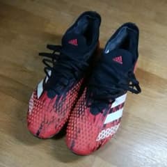 サッカースパイク アディダス プレデター20.1 HG/AGのサムネイル
