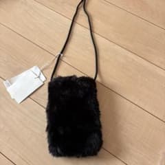COS ファーショルダーバッグ ブラックのサムネイル