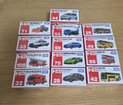 トミカ 新品13台セットのサムネイル