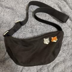 メゾンキツネMaison kitsuneDOUBLEFOX HEADボディバッグ - メルカリ