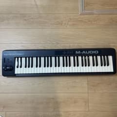 【値下げ中】M-AUDIO KEYSTATION61［MIDIコントローラー］のサムネイル