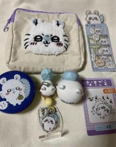 ちいかわ　モモンガ　ポーチのサムネイル