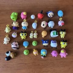 たまごっち キーホルダー ミニフィギュア 31体おまけ付き 平成レトロ