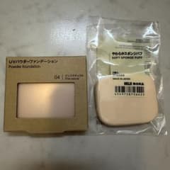 無印良品 UVパウダーファンデーション ピンクナチュラル 04 パフセットのサムネイル
