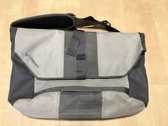 TIMBUK2 メッセンジャーバッグ グレー 防水 - メルカリ