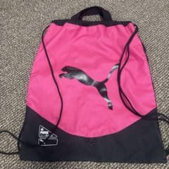 PUMA ナップザック ピンク/黒のサムネイル