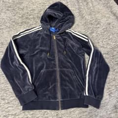 美品　adidas ネイビー パーカー ベロア生地 Sのサムネイル