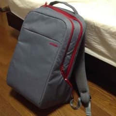 incase バックパックのサムネイル