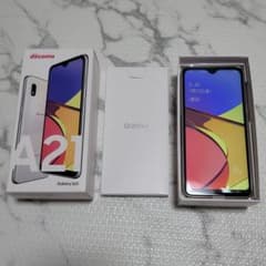 Galaxy A21 SC-42A ホワイト SIMフリーのサムネイル