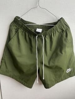 Nike ショートパンツ　オリーブのサムネイル