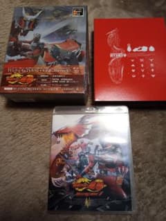 仮面ライダー龍騎 Blu-rayBOX1 初回限定版のサムネイル