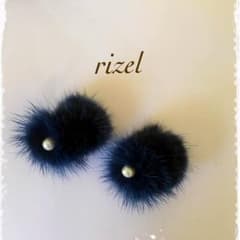サウォル様専用♡ネイビーファーのシューズクリップのサムネイル