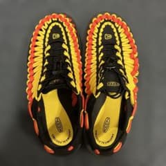 KEEN サンダル ブラック イエロー オレンジのサムネイル